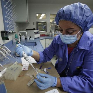 Inauguran primera clínica de medicina personalizada