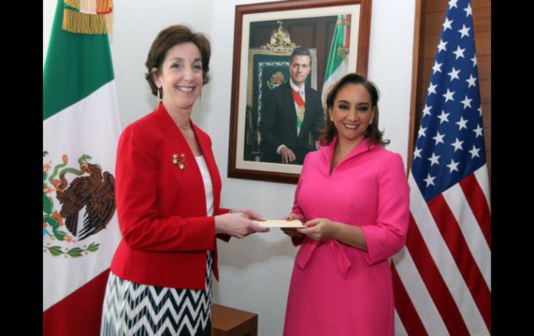 Las funcionarias se comprometen a 'mantener una interlocución franca y abierta en beneficio de ambos países'. TWITTER / @ruizmassieu