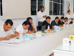 En los consejos municipales se entregarán los paquetes a cada uno de los dos mil 479 presidentes de las casillas programadas. NTX / ARCHIVO