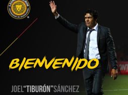 Joel 'Tiburón' Sánchez llega al banquillo universitario. TWITTER / @LeonesNegrosCF