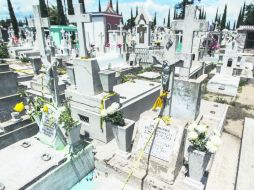 Uno de los principales problemas en los panteones de los ciudad son los constantes deslizamientos de tierra y hundimientos. EL INFORMADOR / F. Atilano