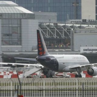 Aeropuerto de Bruselas reabrirá la sala de salidas tras atentados