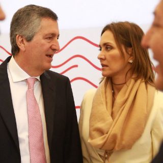 Vergara recupera control total de Chivas y Omnilife