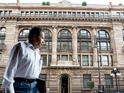 Banco de México. Su excedente de operación aportó 239 mil mdp a finanzas públicas. BLOOMBERG  /