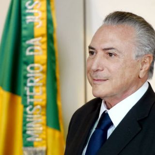 Partido de Rousseff exige destitución de diez ministros de Temer