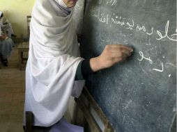 La apertura de un centro femenino ''en consideración con la cultura afgana'' es un gran  logro para para las mujeres de ese país. AFP / ARCHIVO