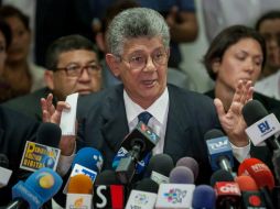 Ramos Allup insiste en la crisis humanitaria que viven los venezolanos y en que 'el único que se empeña en negarla es el Gobierno'. EFE / M. Gutiérrez