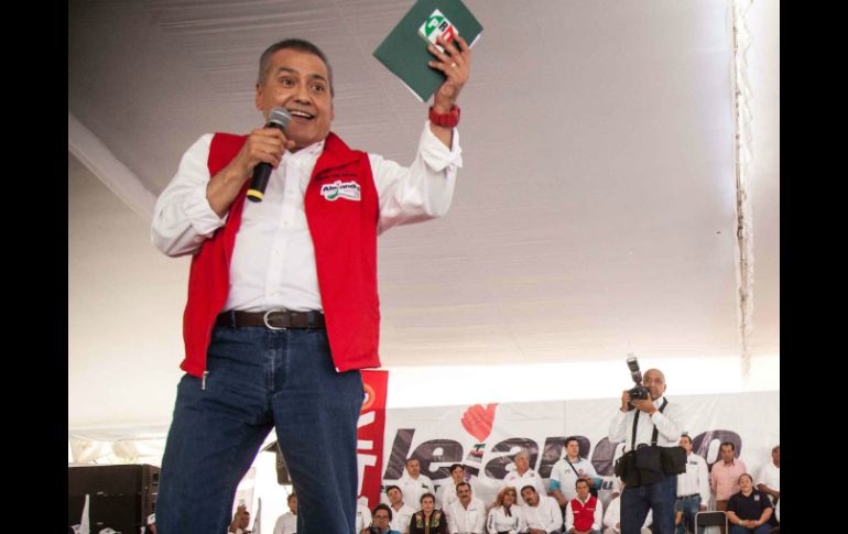 Beltrones encabezó un acto multitudinario en el municipio de Las Choapas. SUN / ARCHIVO