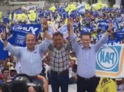 Felipe Calderón (i) y Ricardo Anaya (d) acompañaron a Héctor Yunes al cierre de su campaña en Boca del Río, Veracruz. YOUTUBE / Miguel Ángel Yunes Linares