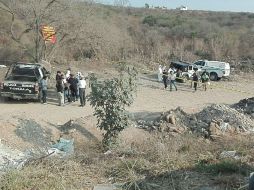 En Coyula, cuatro hombres con huellas de violencia y heridas de fuego fueron hallados debajo de un puente. ESPECIAL /