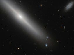 Aseguran que las estrellas de gran tamaño se forman por la fusión de dos o más estrellas pequeñas y jóvenes. ESPECIAL / www.nasa.gov