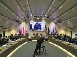 Los países miembro concluyen que cada uno defenderá su cuota de mercado sin controlar la producción para apuntalar los precios. EFE / H. Punz