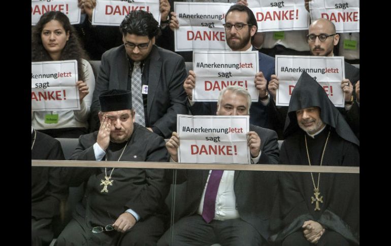 El parlamento alemán avaló este miércoles una resolución que reconoce como genocidio las masacres a armenios por otomanos. EFE / M. Kappeler