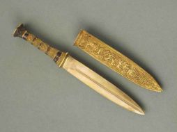 El puñal, con mango en oro y con la hoja sin oxidar, fue encontrado entre las vendas de la momia de Tutankamón. AFP / ARCHIVO
