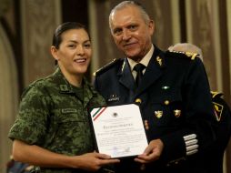 La dependencia reconoce la trayectoria de los elementos para estimularlos a que continúen preparándose para obtener lugares más altos. SUN / F. Ramirez