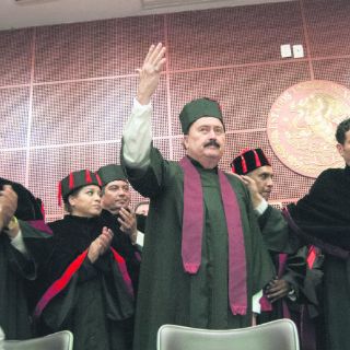 Otorgan Doctorado Honoris Causa a Enrique Michel Velasco