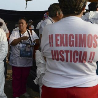 Padres de normalistas acudirán a fosa en Tetelcingo: Sicilia