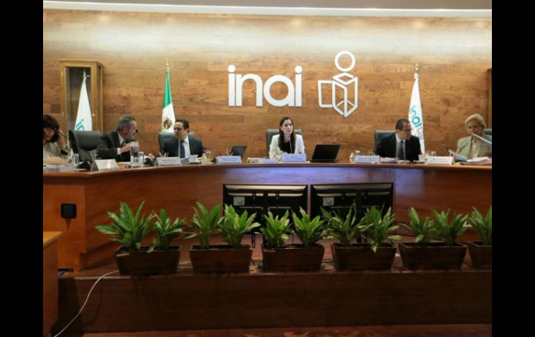 El organismo emprendería acciones por no cumplir en tiempo y forma con expedir leyes sobre trasparencia. TWITTER / @INAImexico