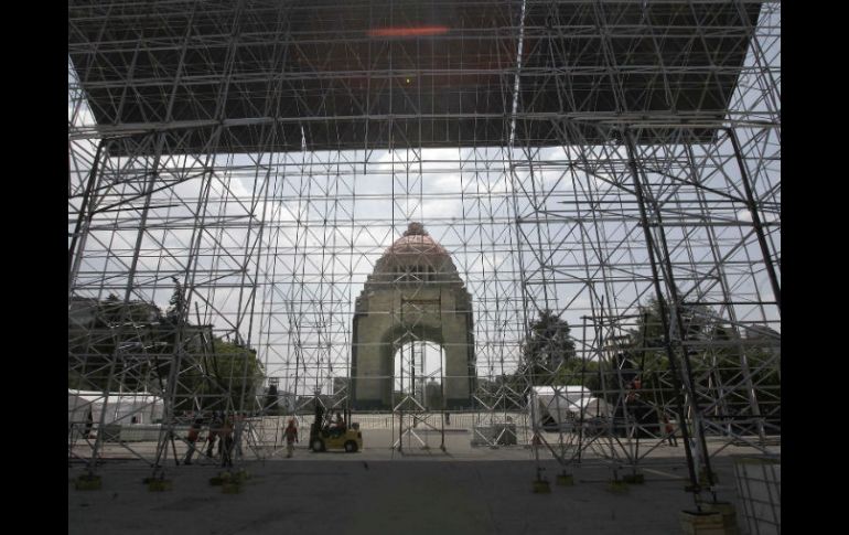 Los trabajos continuan para dejarla lista el 7 de junio. SUN / J. Reyes