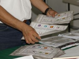 Mañana se eligen 12 gobernadores, 388 diputados, 965 alcaldes, y 60 integrantes de la Asamblea Constituyente de la capital. SUN /