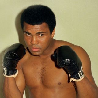 Mundo deportivo lamenta la muerte de Muhammad Ali