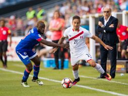 Acción del partido entre Perú y Haití este sábado. EFE / J. Stead