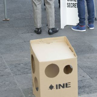 Tlaxcala inicia jornada con retraso en instalación de casillas