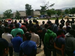 El gobierno de Oaxaca puso en marcha el operativo 'Elecciones 2016' con un despliegue de más de 15 mil elementos de policía. EFE / SSPO