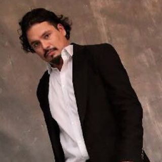 Exponen obra del artista mexicano Raúl Fomboa en Europa