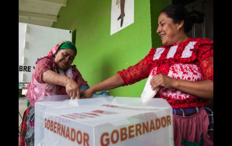Las casillas comenzaron a cerrar a las 18:00 horas en todo el país. SUN / G. Espinosa