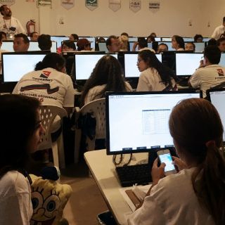 Ejército custodia paquetes electorales de Veracruz