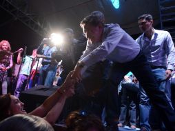 José Rosas Aispuro Torres con simpatizantes. NTX / José Rosas Aispuro Torres con simpatizantes.