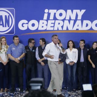 Antonio Gali mantiene a Acción Nacional en Puebla