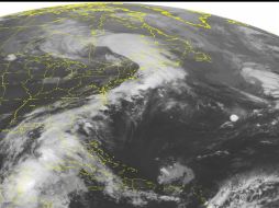 Imagen de satélite que muestra la ubicación y el avance de 'Colin'. AP /