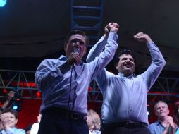 Aispuro Torres (i) asegura que una vez confirmada su victoria electoral iniciará el diálogo con diversos sectores de la sociedad. NTX / J. C. Pérez