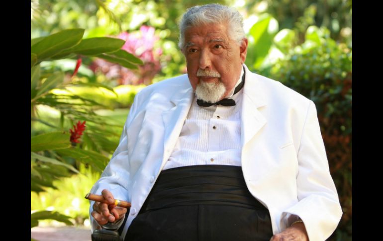 'El Profesor Jirafales' vive desde hace años en Puerto Vallarta por problemas de salud. SUN / ARCHIVO