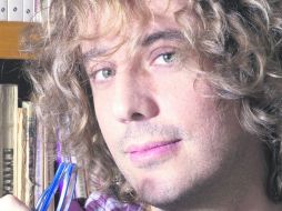 Para José Ignacio Valenzuela, su acercamiento a los textos se dio desde los siete años y fue algo que marcó el resto de su vida. ESPECIAL / Rod Pinto Hoffmann