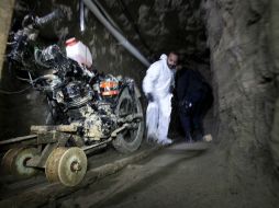 Por recursos de apelación, el ex director del penal y un custodio de Guzmán el día de la evasión dejarán la prisión. AP / ARCHIVO