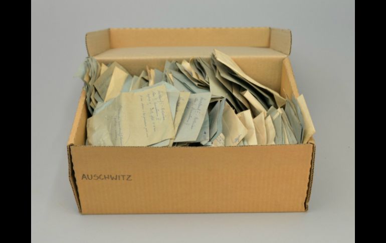 Permanecían almacenados en 48 cajas de cartón en los sótanos del museo, sin que nadie recordara su existencia. ESPECIAL / auschwitz.org