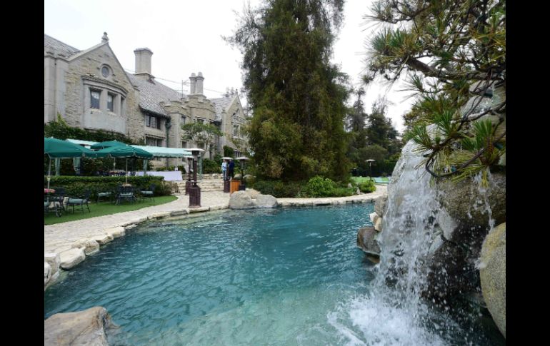 La mansión se puso en venta a principios de año, como parte de los problemas de reestructuración que atraviesa la revista. AP / J. Salangsang