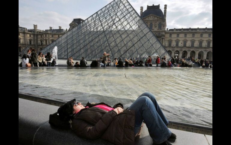 La reapertura del museo, que fue cerrado el jueves luego de que el Sena se desbordó, fue ampliada en varias ocasiones. AFP / ARCHIVO