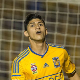 Alan Pulido trata de olvidar su secuestro; está 'aterrorizado'