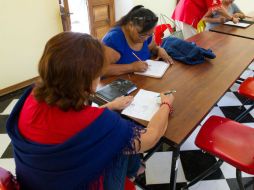 Los docentes participantes convivirán ocho semanas con estudiantes migrantes con desventajas académicas. EL INFORMADOR / ARCHIVO