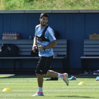 Luis Suárez no jugará ante Venezuela