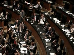 Los grupos parlamentarios del PAN y del PRI tuvieron reuniones privadas para definir su postura sobre el SNA. SUN / ARCHIVO