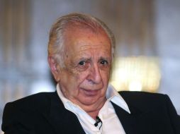 Entre sus logros se encuentra el de ser nombrado miembro de la Academia Mexicana de la Lengua el 11 de marzo de 2010. EFE / ARCHIVO