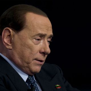 Anuncian que Silvio Berlusconi será operado del corazón