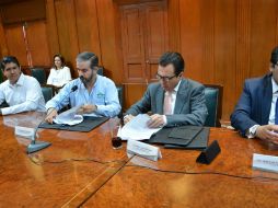 Imagen de la firma de convenio entre el Ayuntamiento de Zapopan y Reforestamos México A.C. ESPECIAL / Ayuntamiento de Zapopan