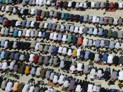 Israel se preparo para los rezos con un despliegue de miles de agentes, como medida preventiva tras el atentado del en Tel Aviv. EFE / A. Badarneh