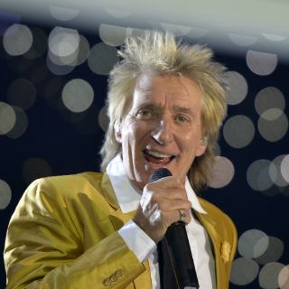 Rod Stewart será nombrado caballero por la reina Isabel II
